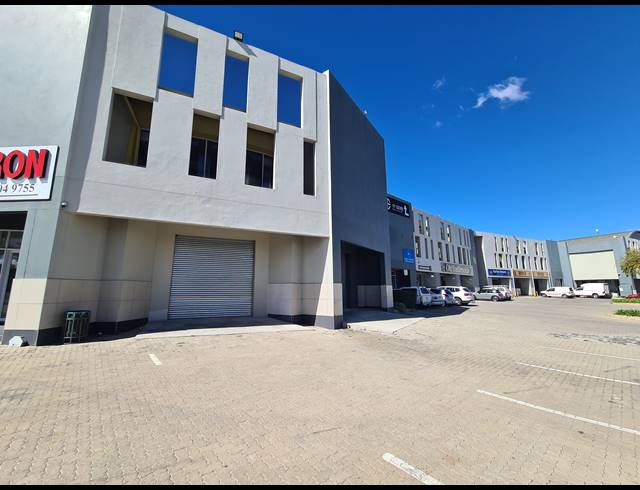 429M² OFFICE TO LET IN HALFWAY HOUSE